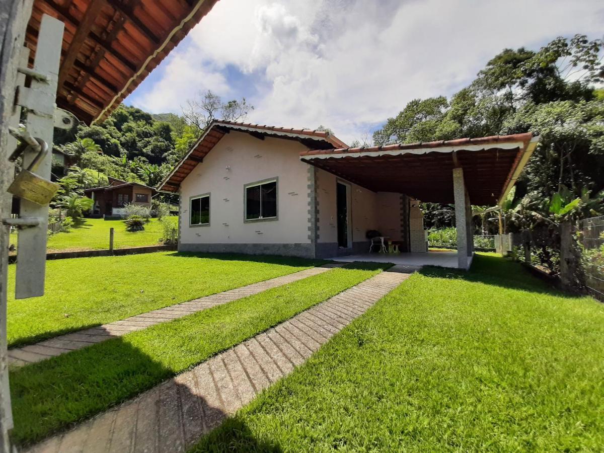 Casa Rosa Lumiar, Cachoeira Particular E Fazendinha المظهر الخارجي الصورة