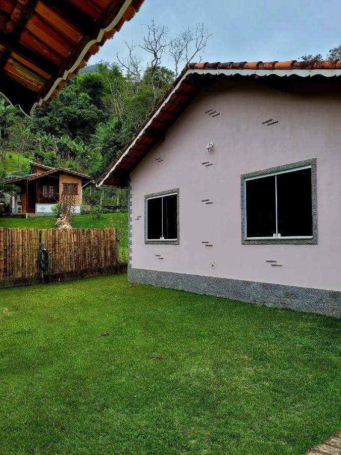 Casa Rosa Lumiar, Cachoeira Particular E Fazendinha المظهر الخارجي الصورة